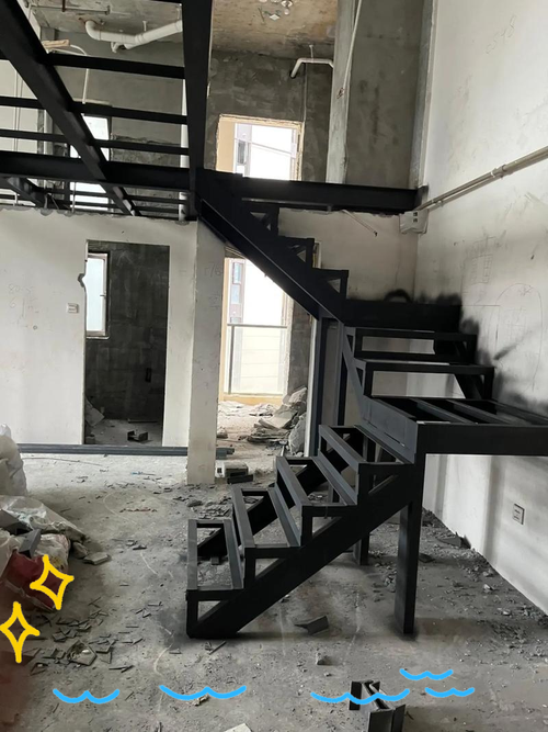 用角铁怎么焊梯子图片:角铁怎么焊接在一起牢固