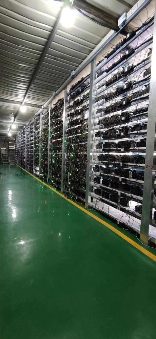 比特币矿机外贸:比特币挖矿机出口