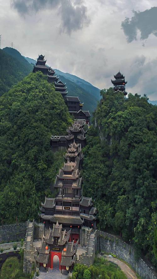 重庆爬山景点:重庆爬山景点推荐